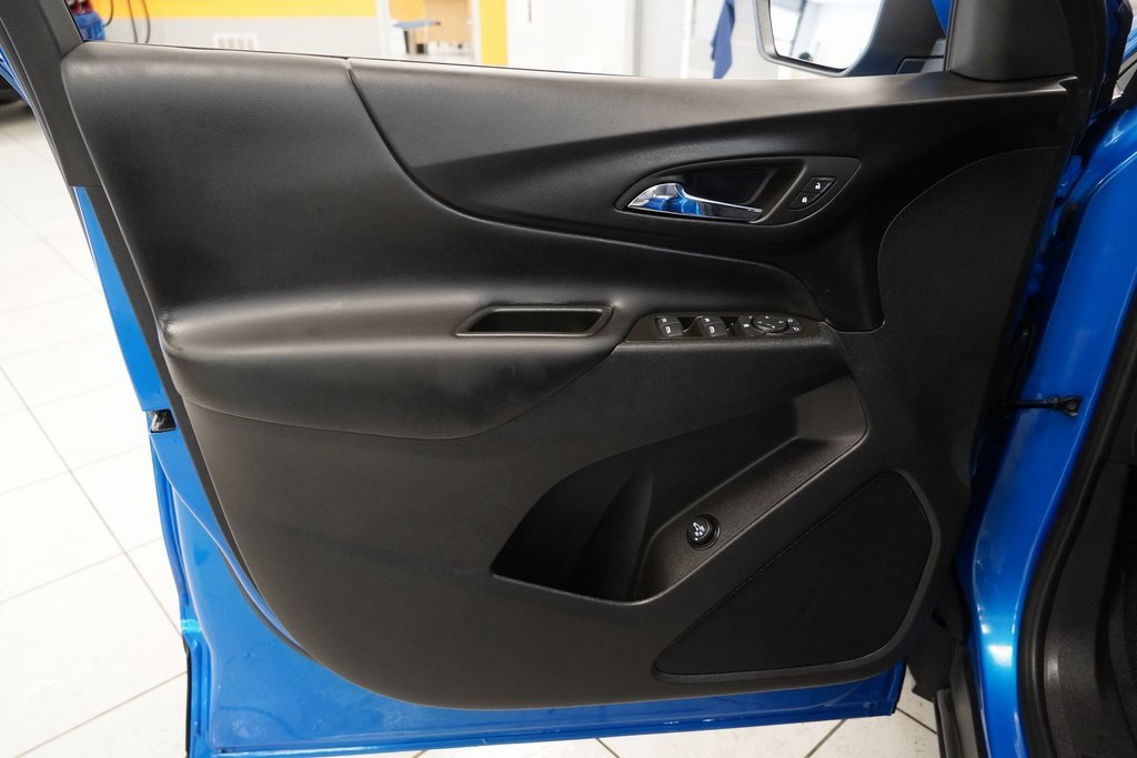 Certified 2024 Chevrolet Equinox LT w/ LPO, Floor Liner Package image 5