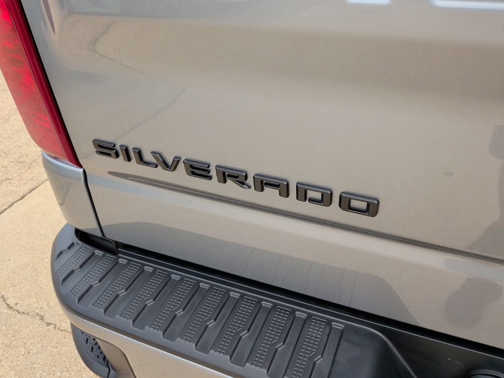 New 2026 Chevrolet Silverado 1500 Custom w/ LPO, Dark Essentials Package RWD image 35