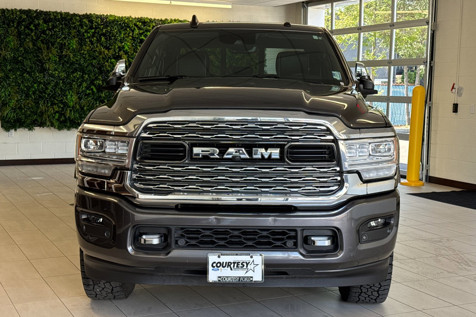Used 2019 RAM 2500 Limited image 9