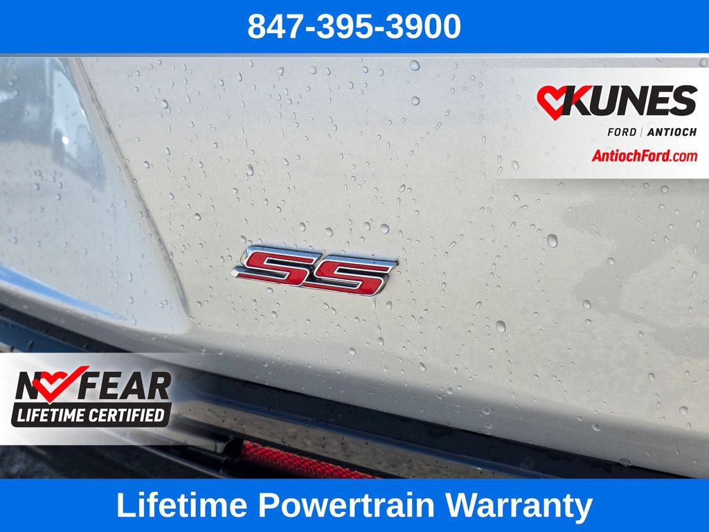 Used 2018 Chevrolet Camaro SS RWD image 10