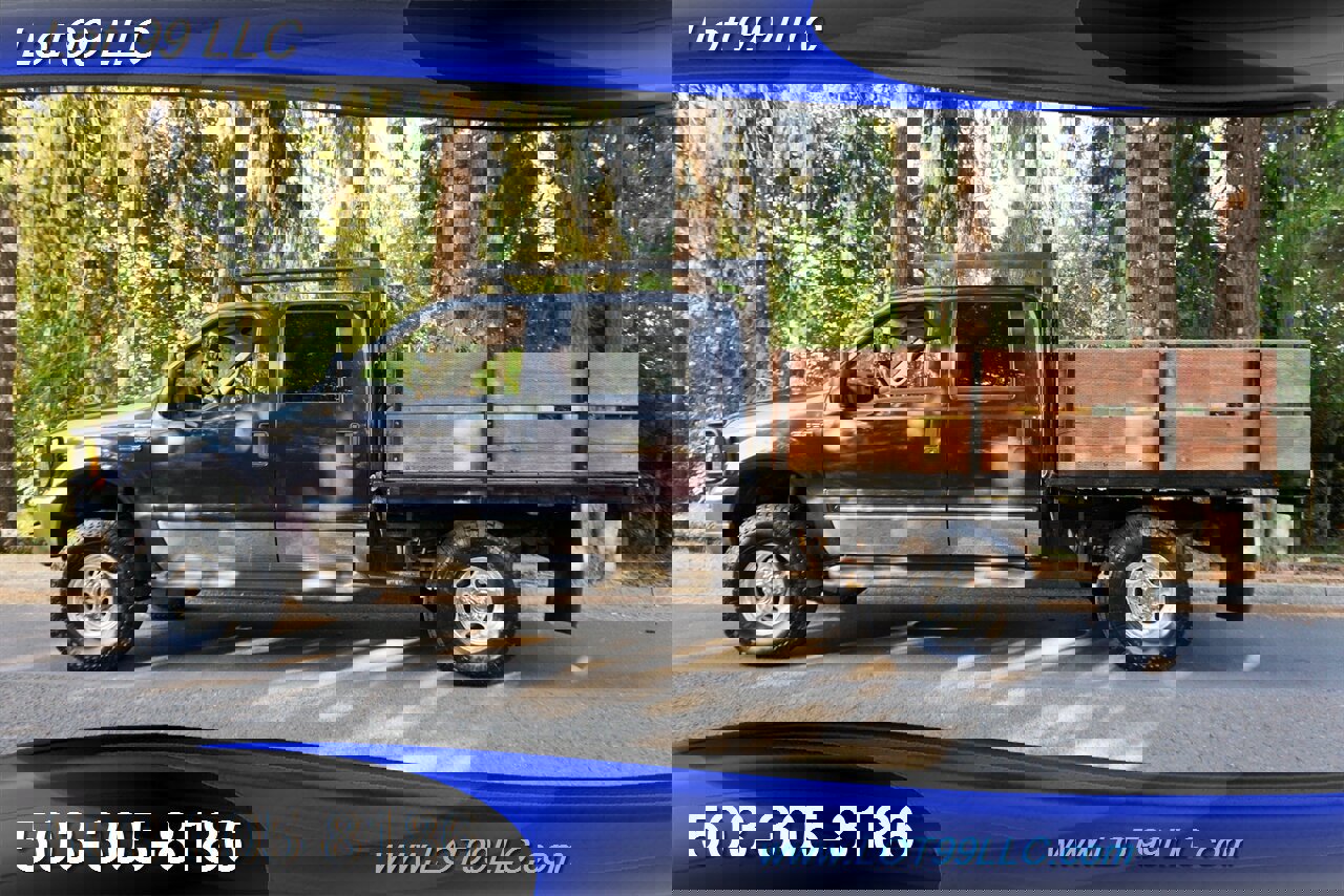 Used 2000 Ford F250 Lariat image 1