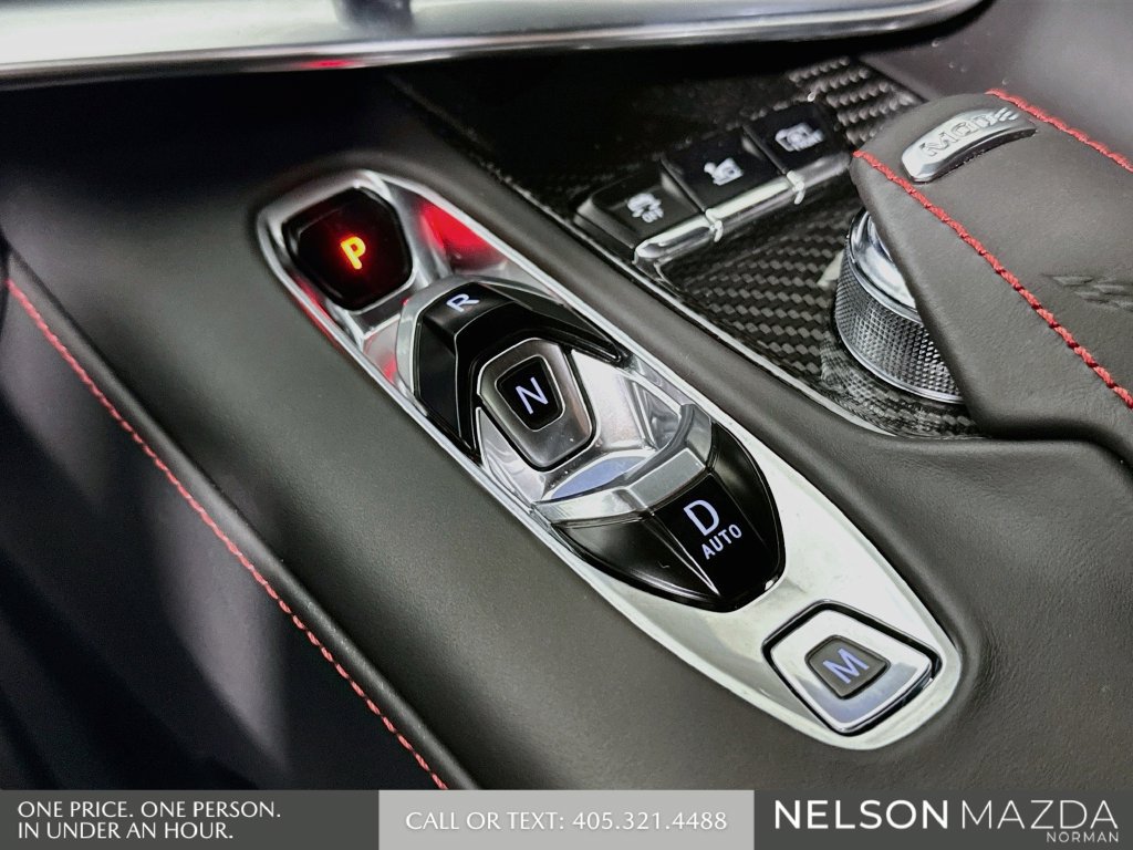 Used 2022 Chevrolet Corvette Stingray Premium Cpe w/ Z51 Performance Package RWD image 20