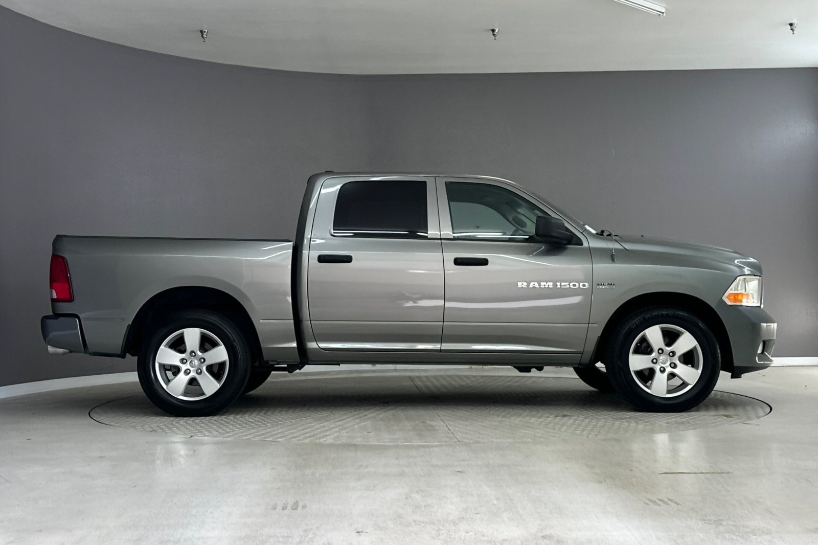 Used 2012 RAM 1500 Express w/ ST Popular Equipment Group RWD image 8