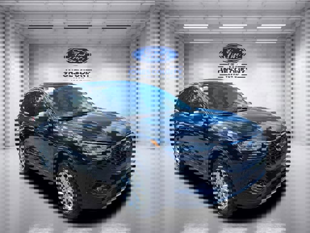 New 2026 Ford Escape Active w/ Cold Weather Package