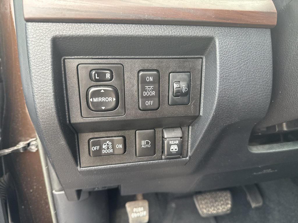 Certified 2019 Toyota Tundra Limited w/ Limited Premium Package AWD/4WD image 22