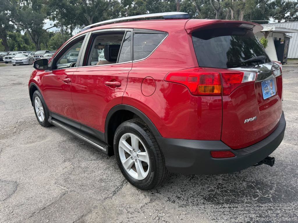 Used 2013 Toyota RAV4 XLE FWD image 6