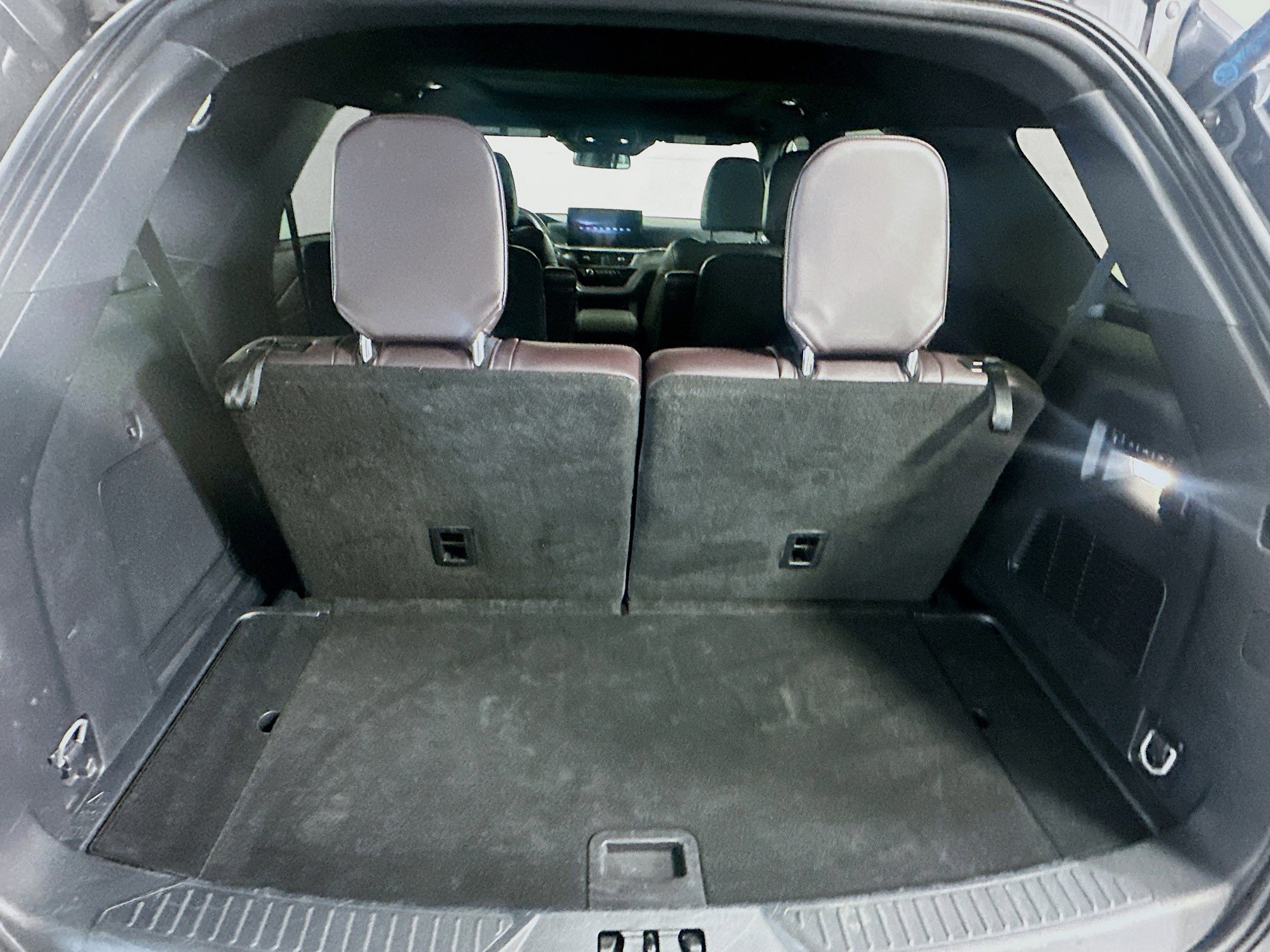 Used 2025 Ford Explorer Platinum w/ LUX Leather Package image 30