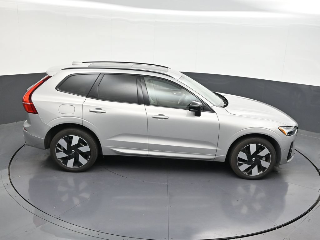 Used 2024 Volvo XC60 T8 Ultimate w/ Protection Package Premier AWD/4WD image 20