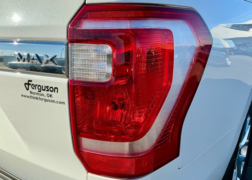 Used 2021 Ford Expedition Max XLT image 16