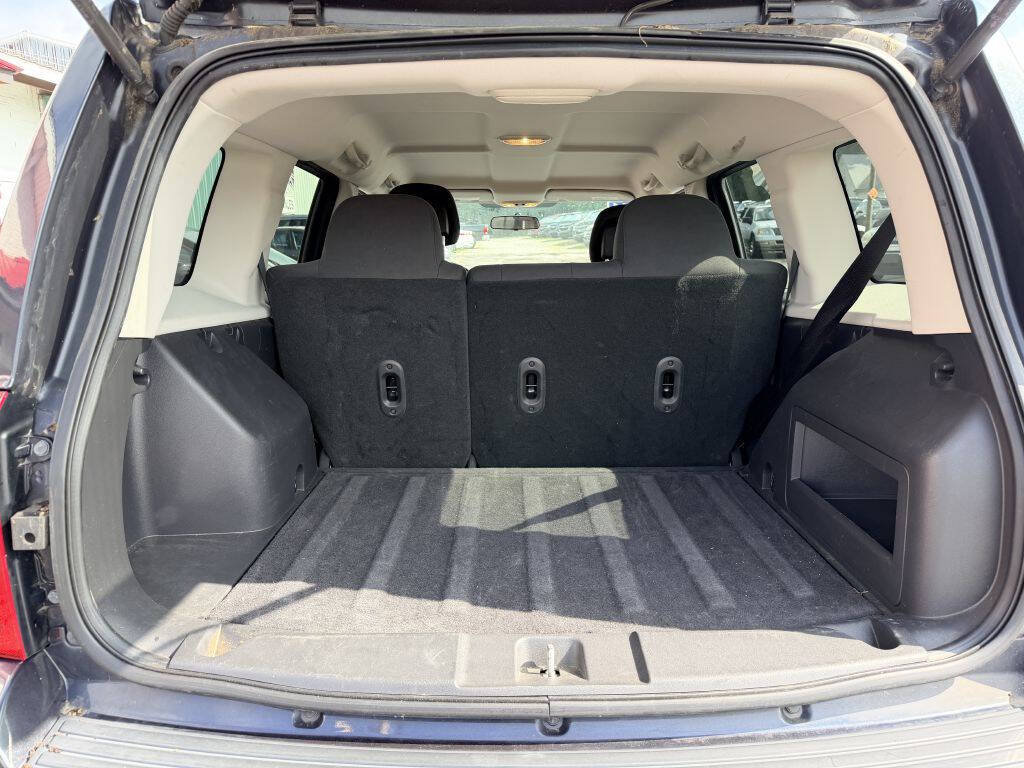 Used 2014 Jeep Patriot Latitude FWD image 5