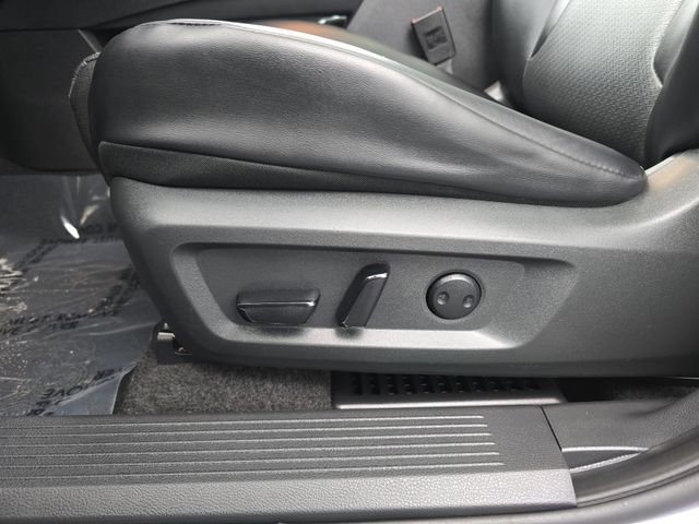 Used 2023 Nissan Rogue SV w/ SV Premium B Package image 23