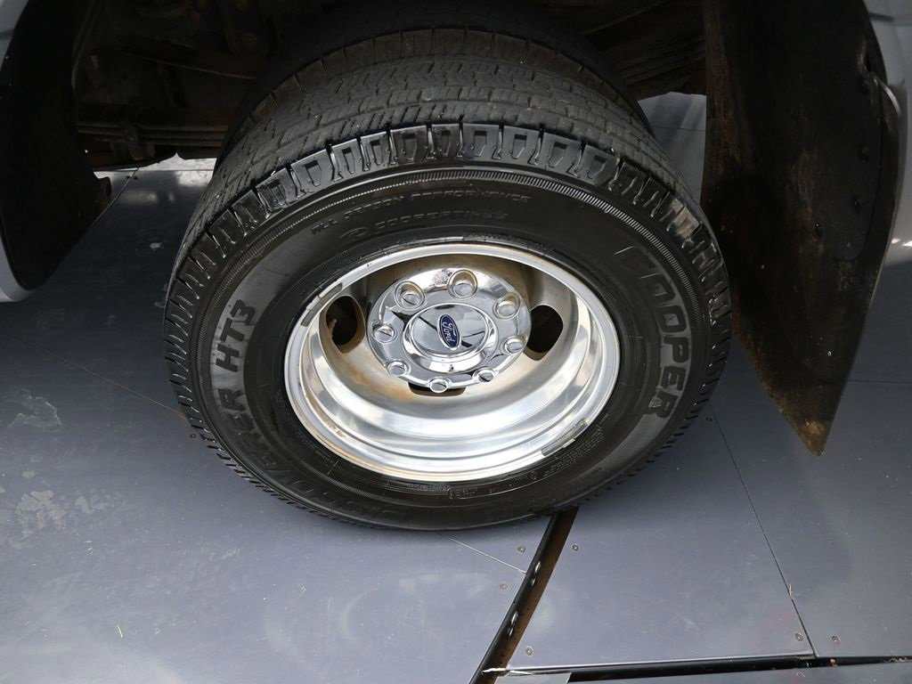 Used 2024 Ford F350 Lariat image 21