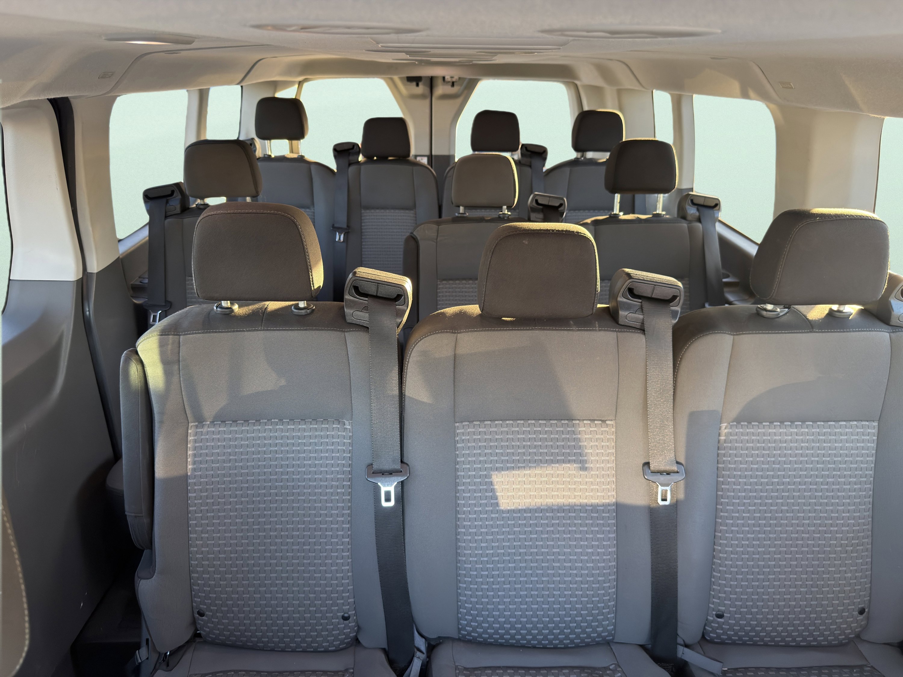 Used 2023 Ford Transit 350 XLT image 9