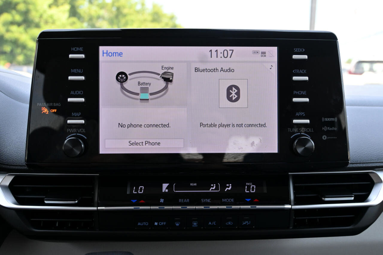 Used 2021 Toyota Sienna LE image 28