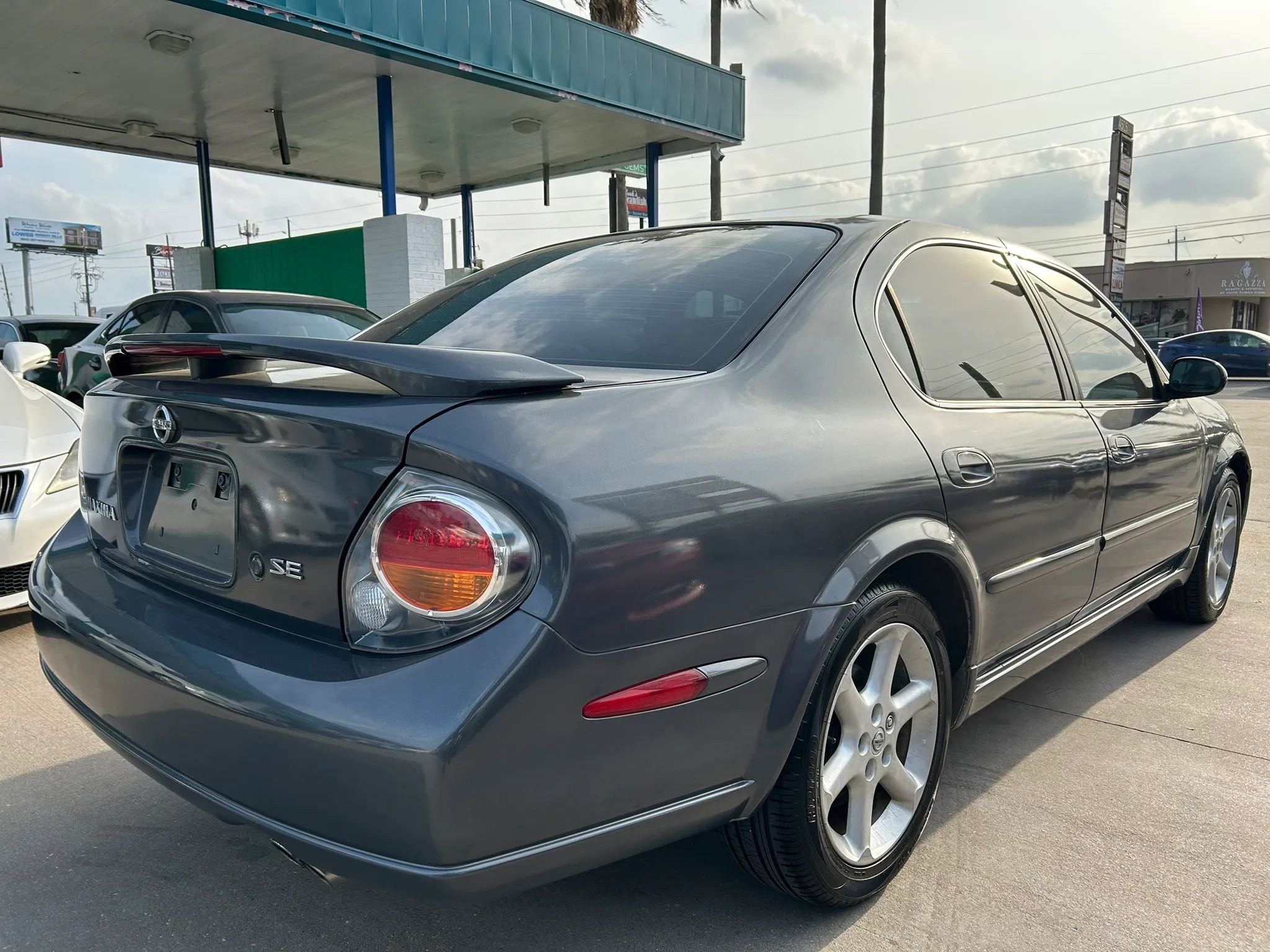 Used 2003 Nissan Maxima SE FWD image 5