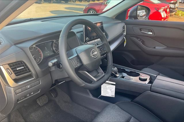 New 2026 Nissan Rogue SV image 7