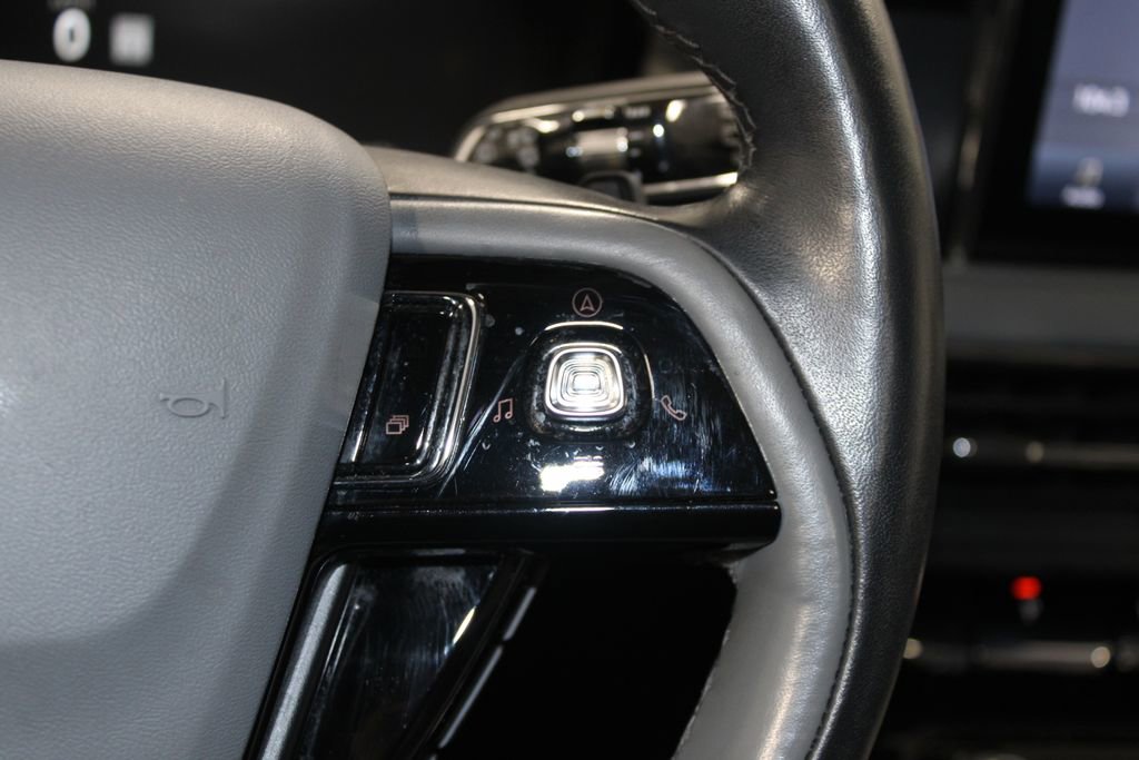 Used 2022 Lincoln Corsair Reserve w/ Equipment Group 201A image 39