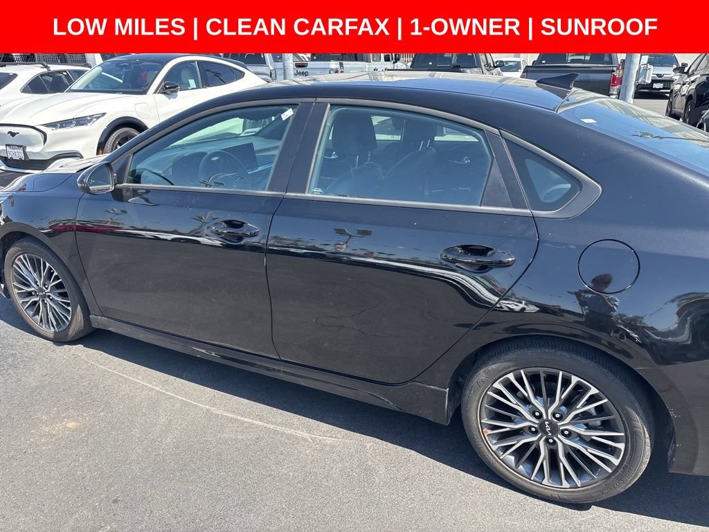 Used 2023 Kia Forte GT-Line w/ GT-Line Premium Package FWD image 11