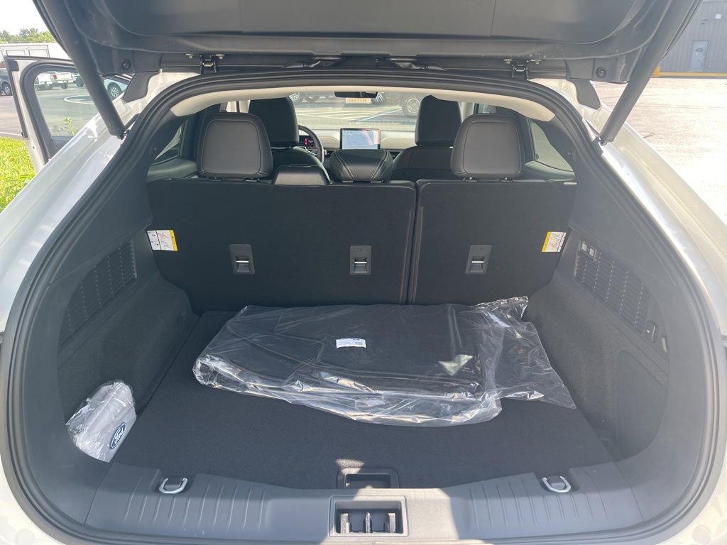 New 2025 Ford Mustang Mach-E Premium image 13