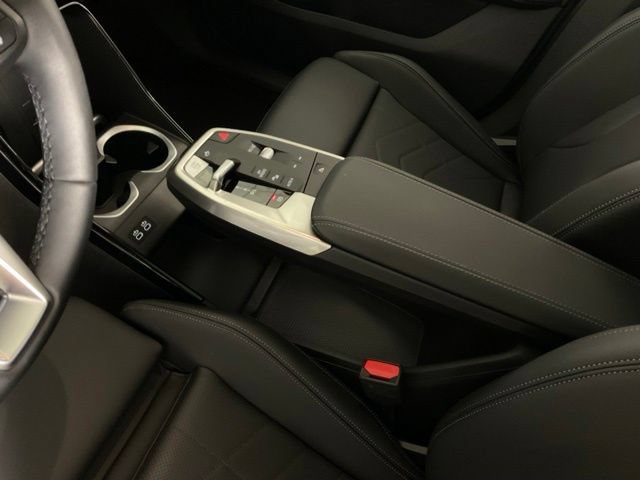 Certified 2025 BMW X2 xDrive28i AWD/4WD image 13
