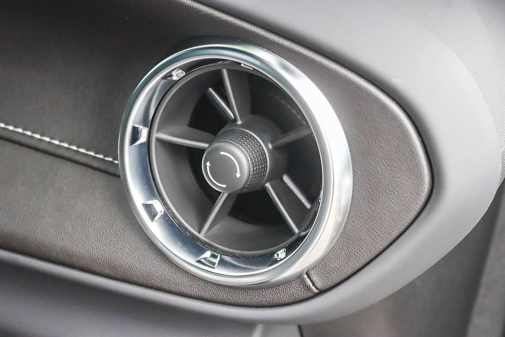 Used 2022 Chevrolet Camaro SS image 39