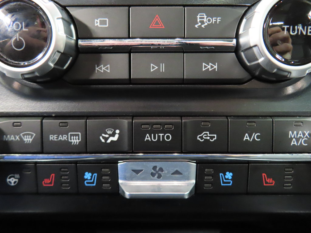 Used 2026 Ford F250 Platinum AWD/4WD image 77