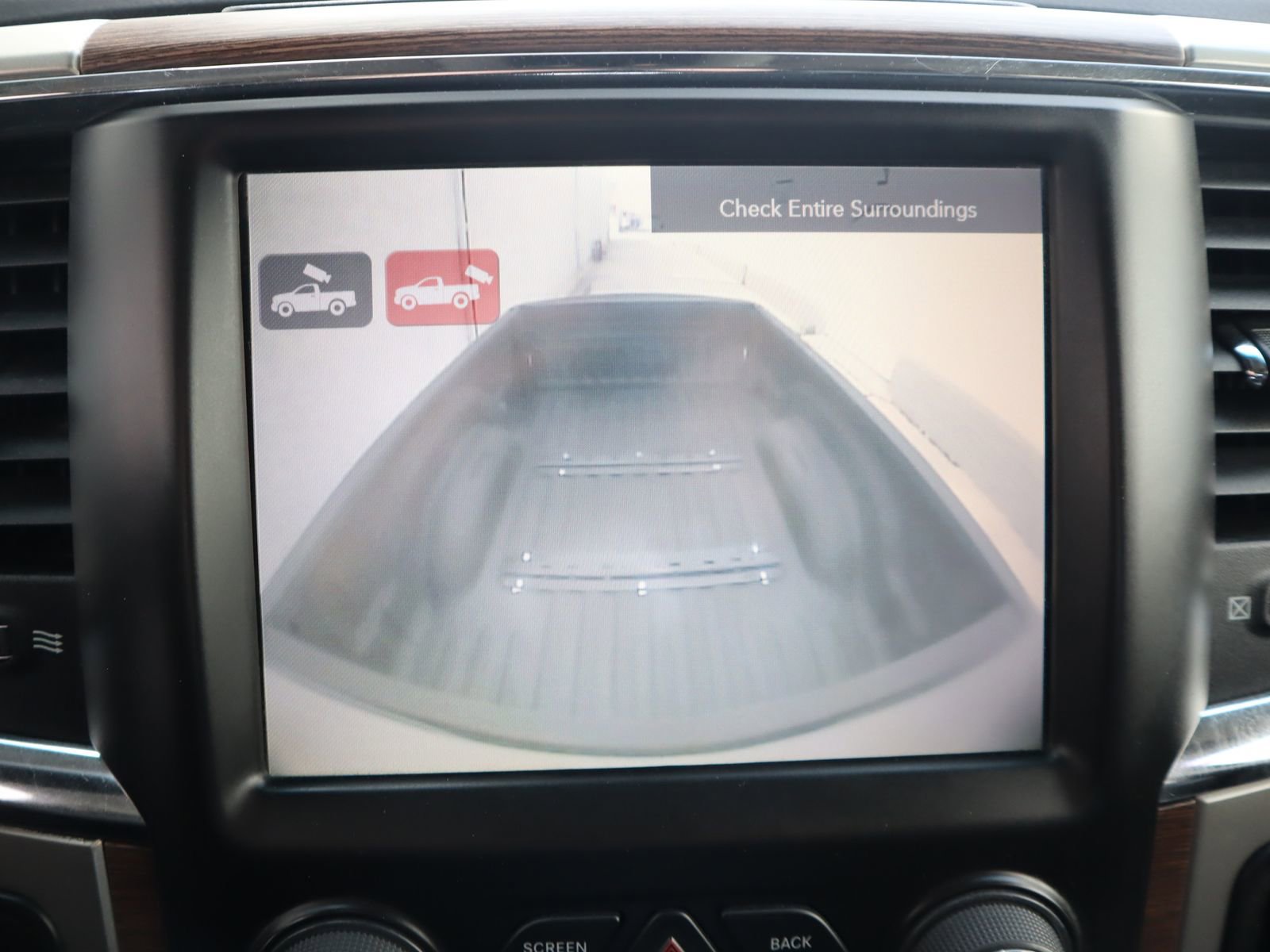 Used 2014 RAM 2500 Laramie w/ Cold Weather Group image 45