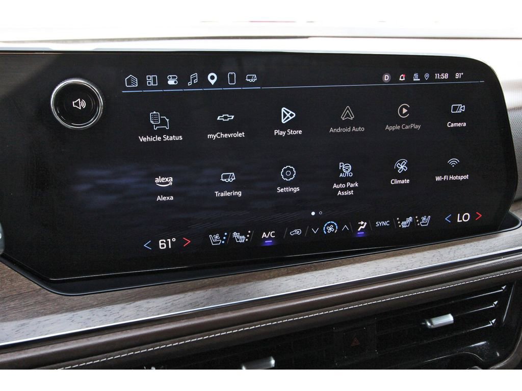 Used 2025 Chevrolet Suburban High Country AWD/4WD image 14