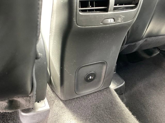 Used 2024 Ford Escape Platinum image 19