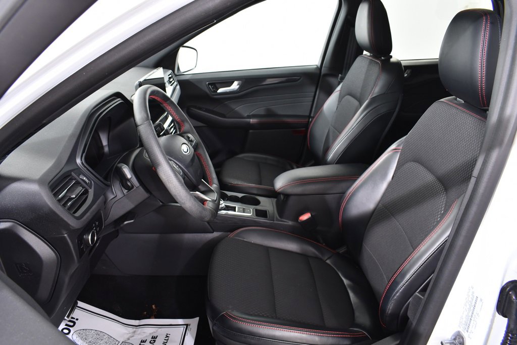 Used 2023 Ford Escape ST-Line w/ Tech Pack #1 image 6