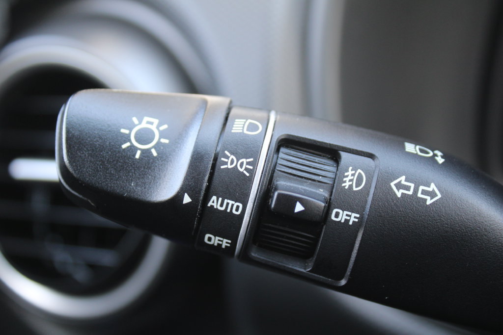 Used 2019 Hyundai Kona Ultimate FWD image 27