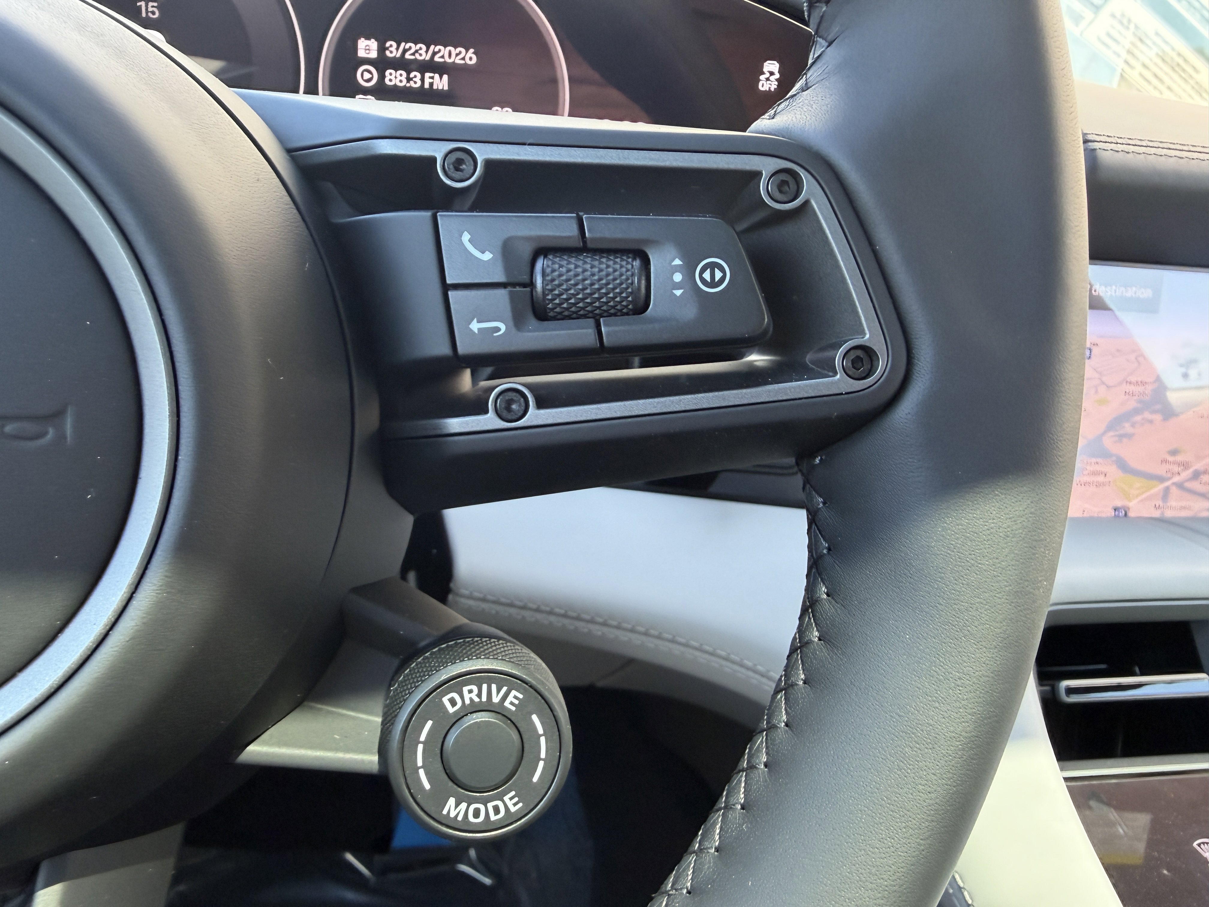 New 2026 Porsche Taycan 4S AWD/4WD image 32