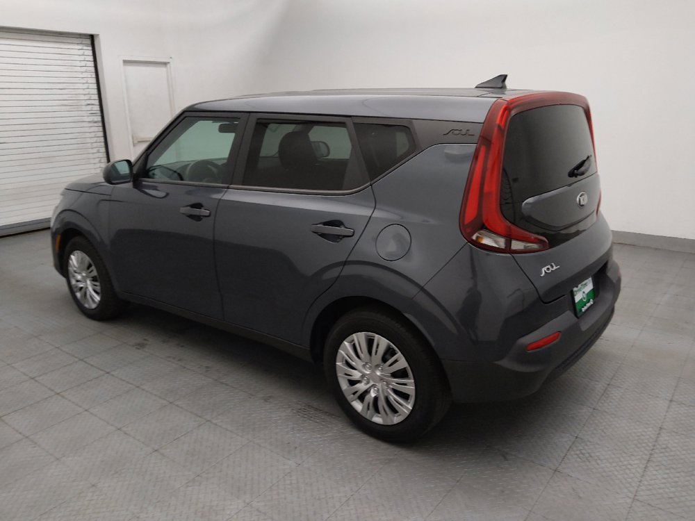 Used 2021 Kia Soul LX FWD image 3