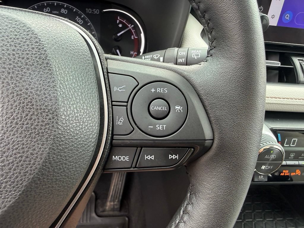 Certified 2023 Toyota RAV4 XLE Premium AWD/4WD image 32