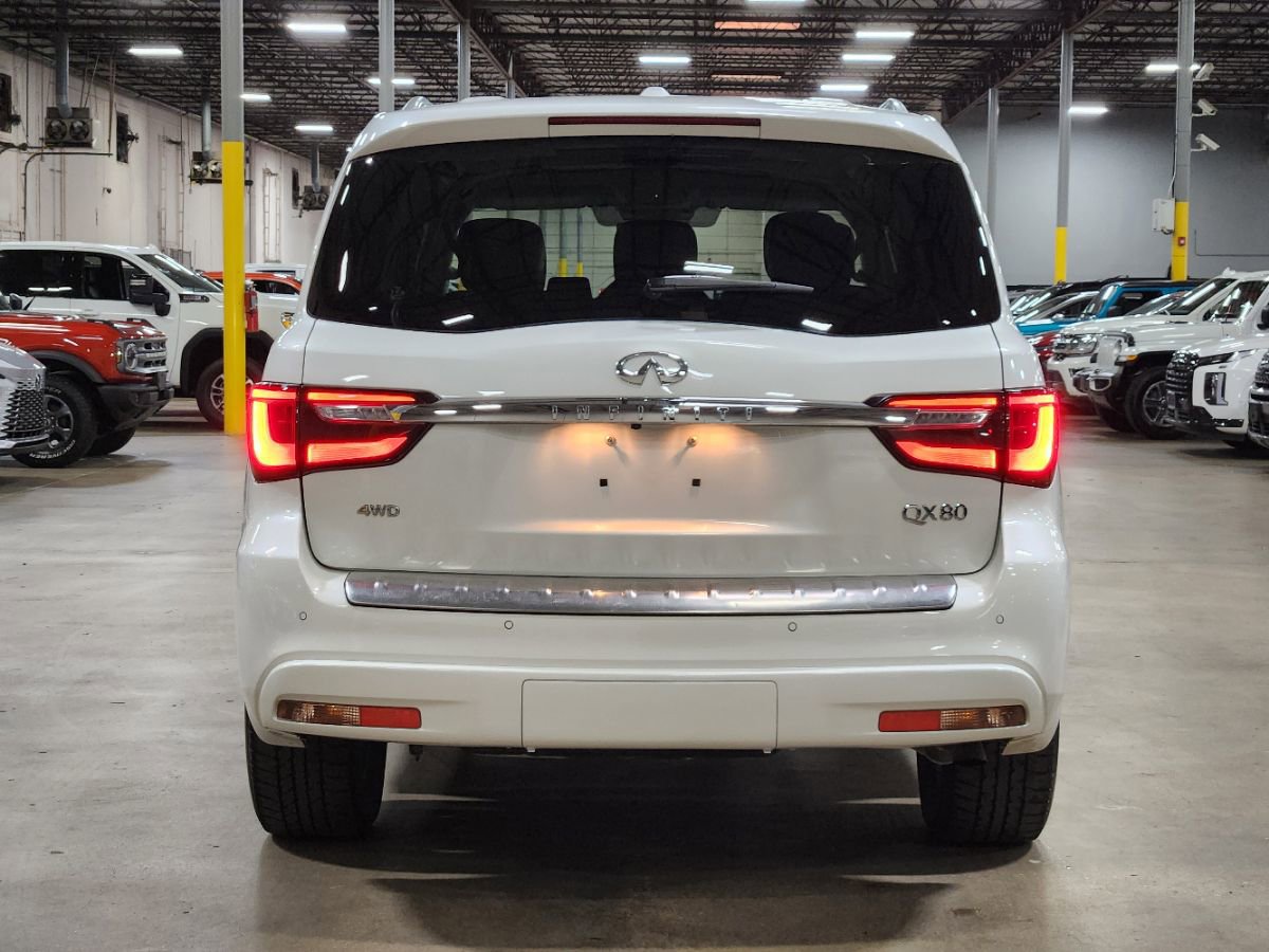 Used 2022 INFINITI QX80 Luxe w/ Cargo Package AWD/4WD image 10