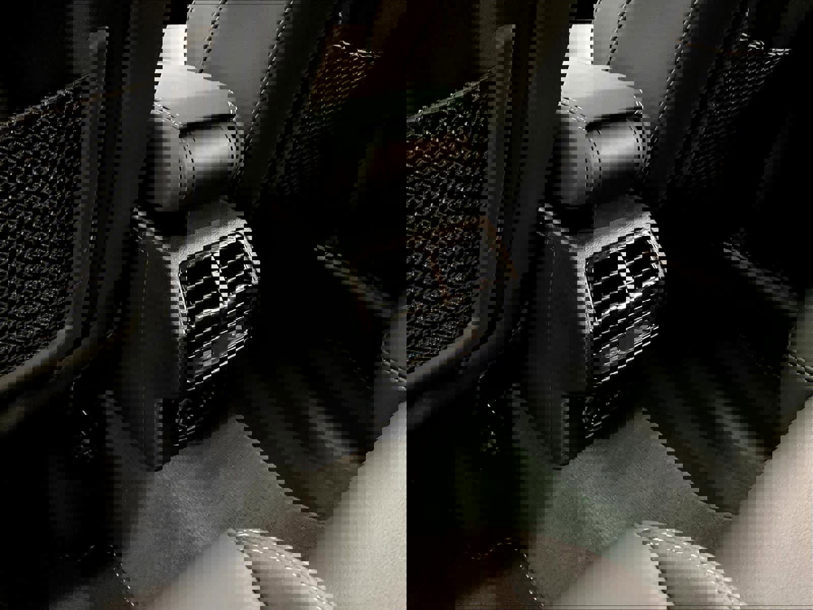 Used 2023 Audi Q3 2.0T Premium AWD/4WD image 38