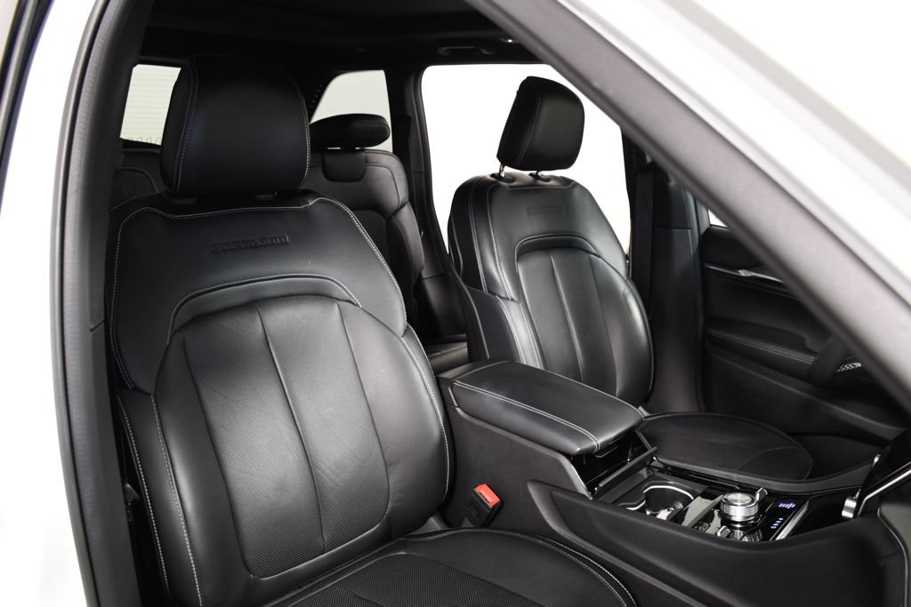 Used 2022 Jeep Grand Cherokee Overland AWD/4WD image 20