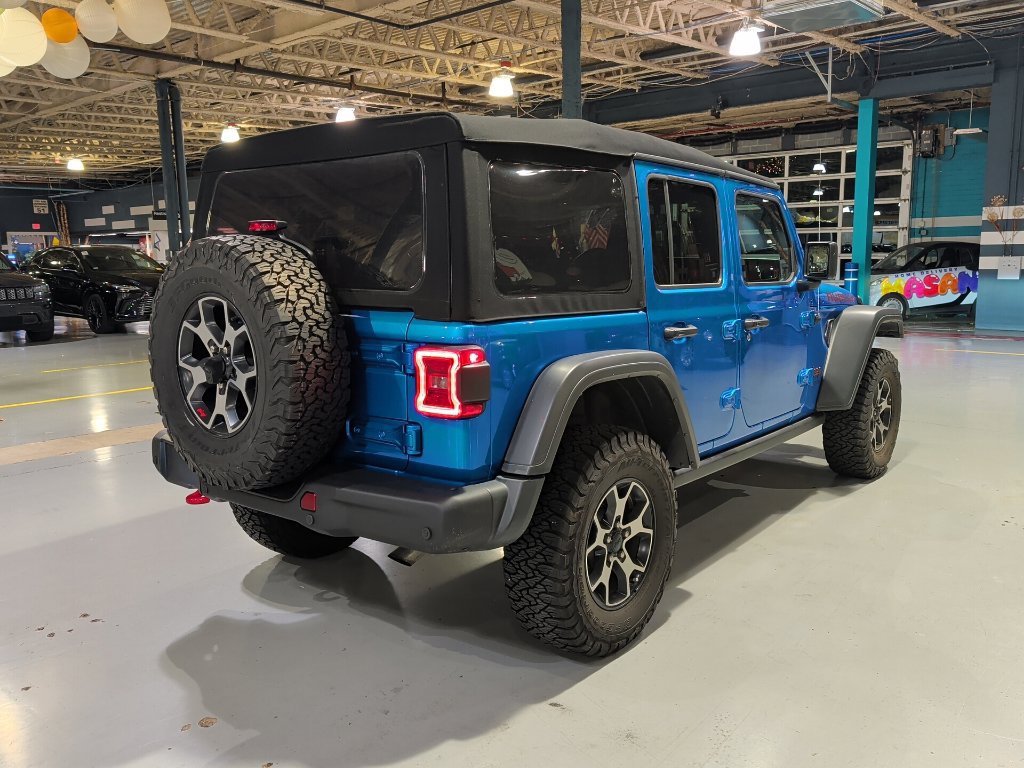 Used 2022 Jeep Wrangler Unlimited Rubicon w/ Dual Top Group AWD/4WD image 8