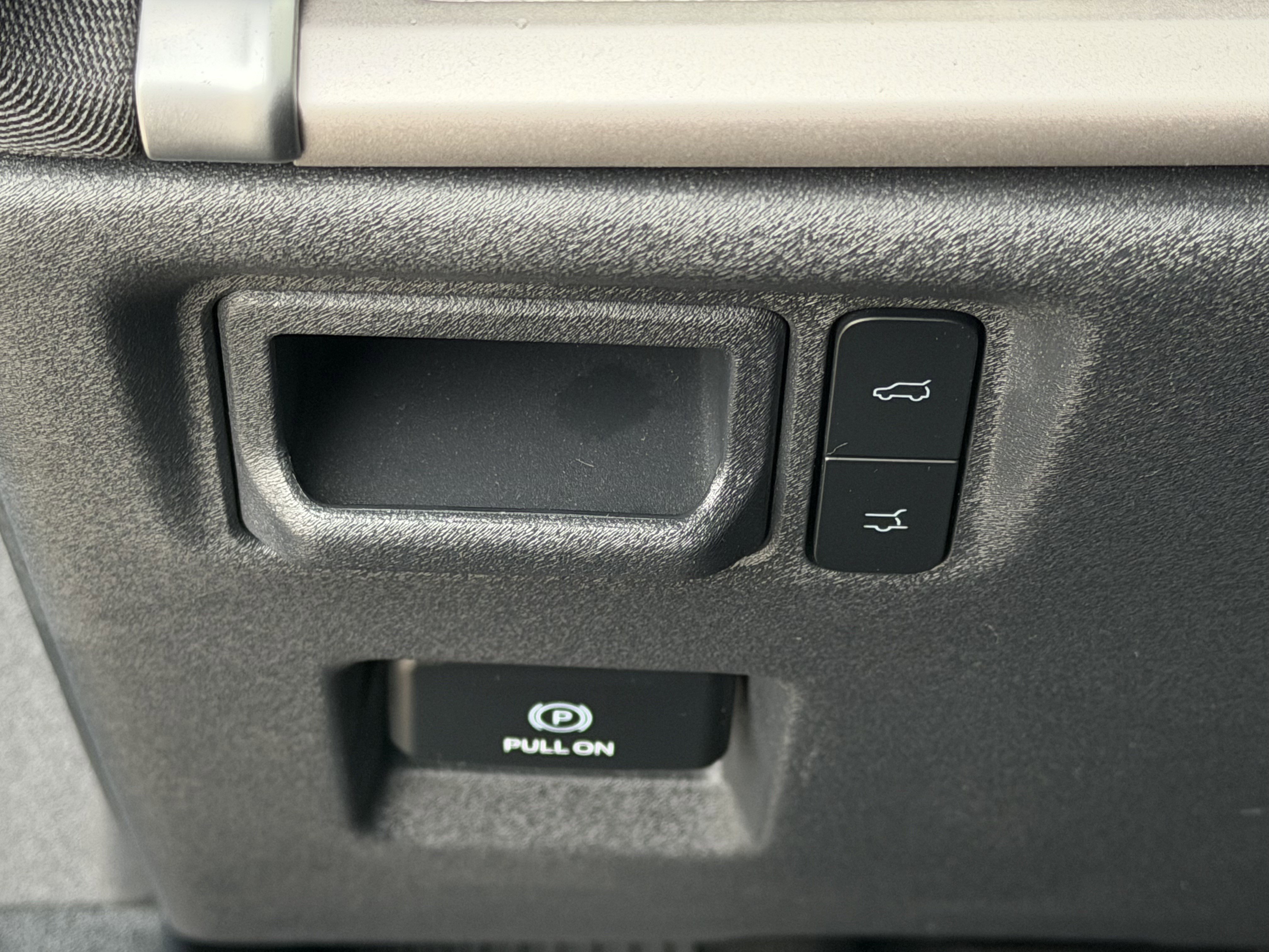 Used 2025 Ford Expedition Active RWD image 23