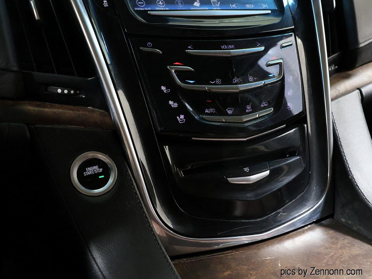 Used 2017 Cadillac Escalade ESV Premium Luxury image 22