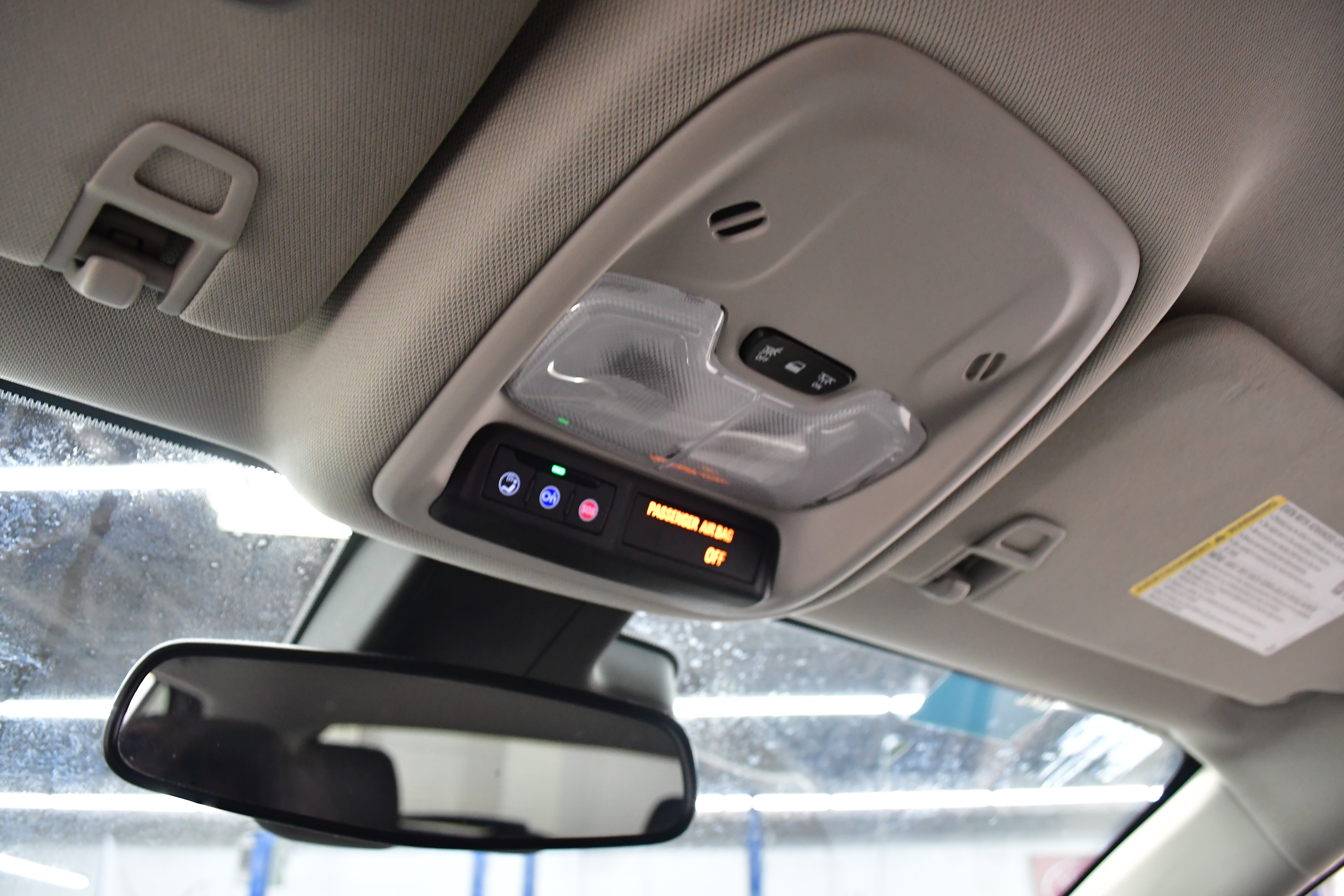 Used 2023 Buick Encore GX Select w/ Sport Touring Package image 39