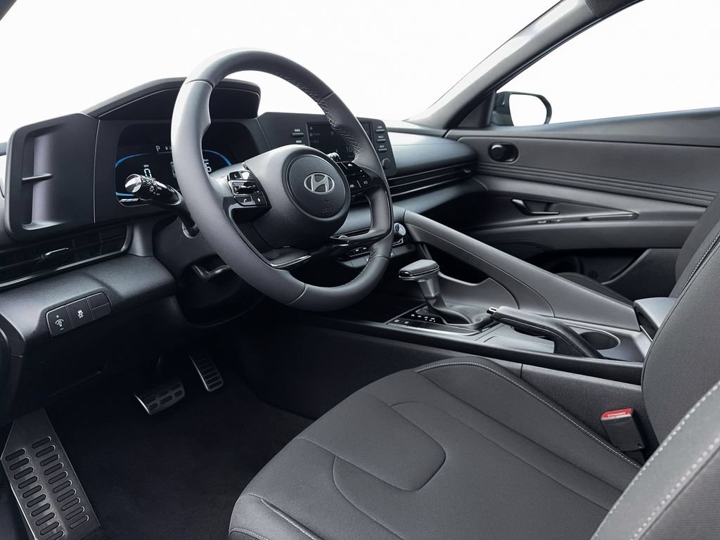 New 2026 Hyundai Elantra Sport FWD image 22