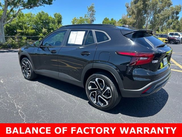 Used 2024 Chevrolet Trax RS w/ Sunroof Package FWD image 4