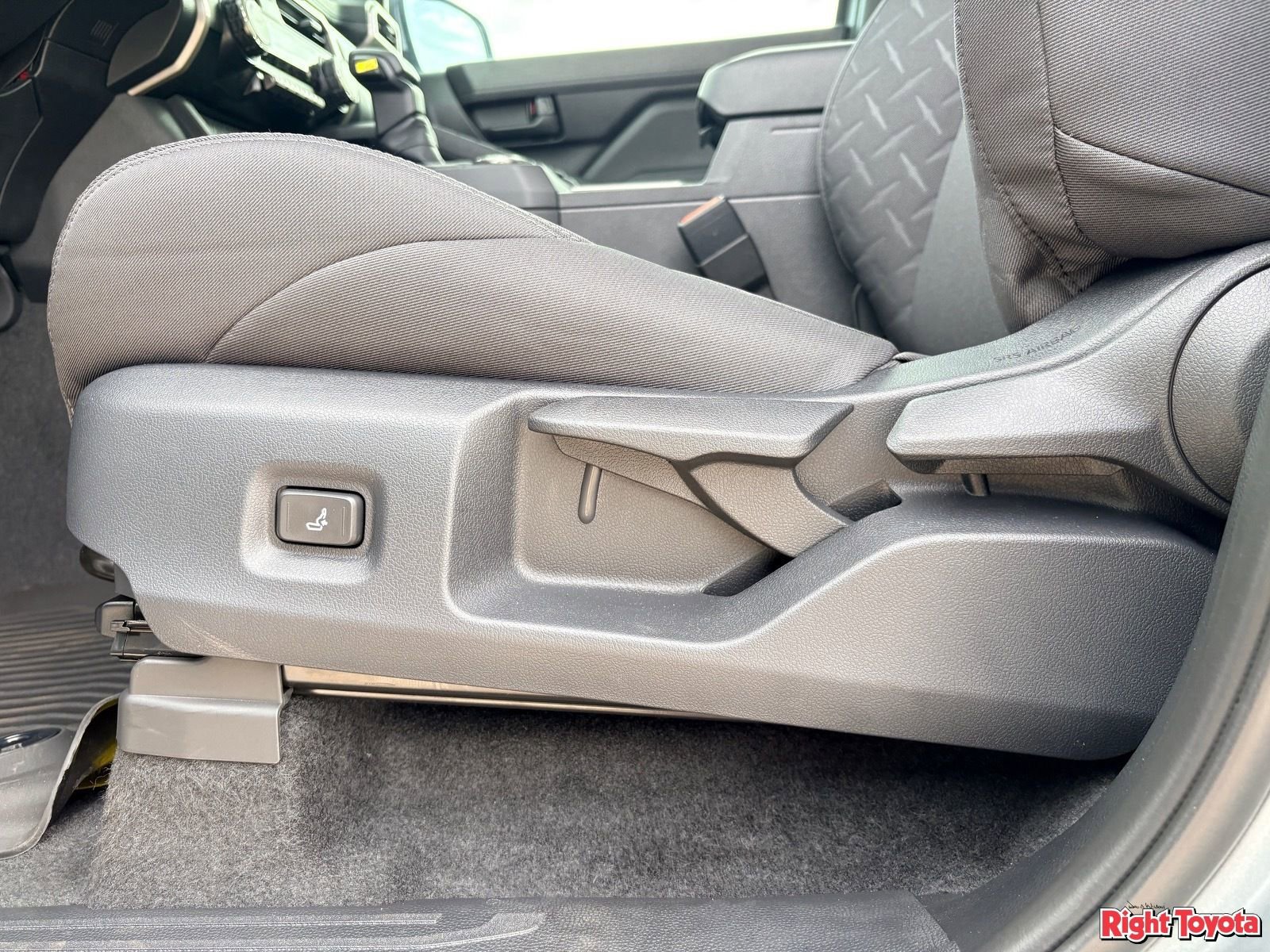 New 2026 Toyota Tacoma SR5 RWD image 19