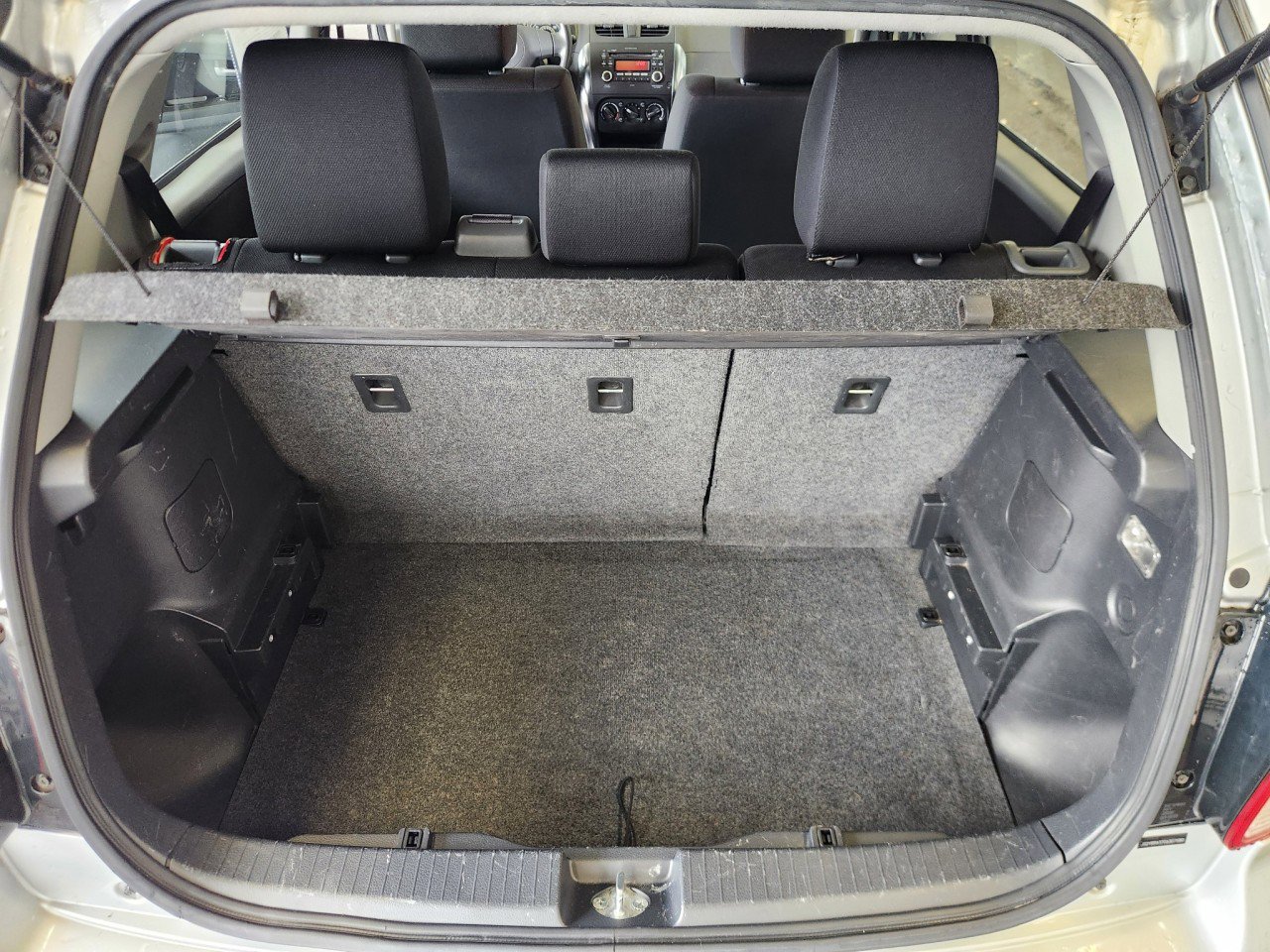 Used 2012 Suzuki SX4 AWD Hatchback image 10