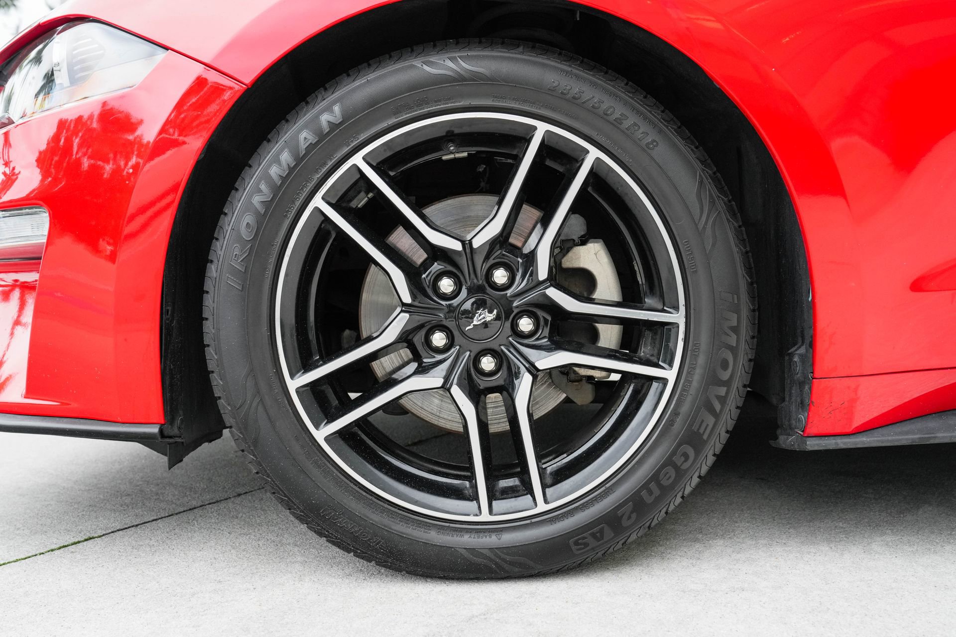 Used 2020 Ford Mustang Premium image 33