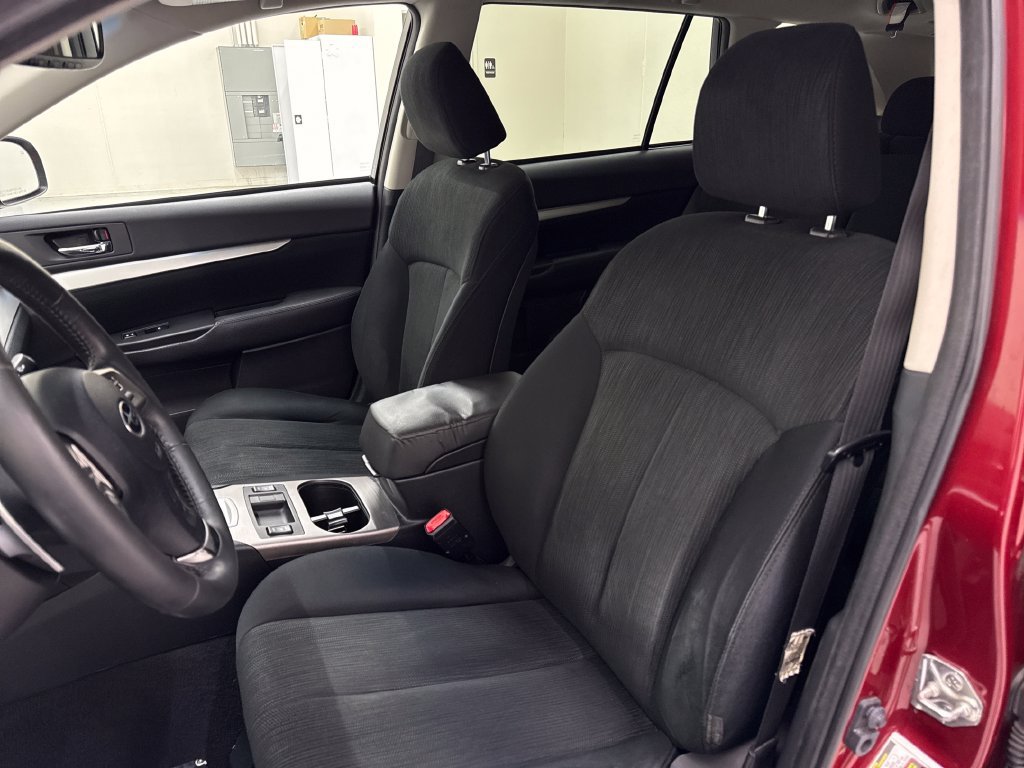 Used 2013 Subaru Outback 2.5i Premium AWD/4WD image 15