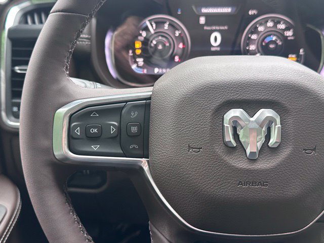 New 2026 RAM 3500 Laramie AWD/4WD image 19