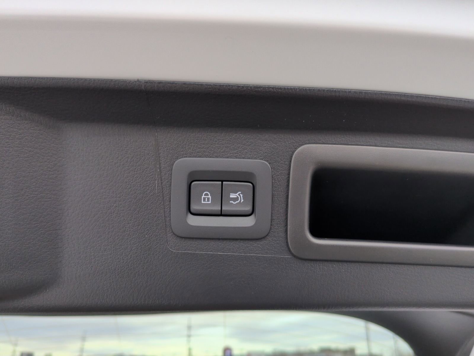 New 2026 MAZDA CX-50 2.5 Hybrid w/ Cargo Package image 18