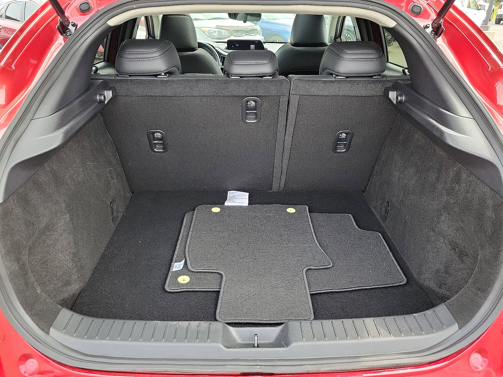 Used 2024 MAZDA CX-30 AWD 2.5 S w/ Preferred Package image 28